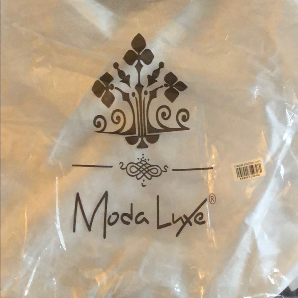 Moda Luxe Handbag - Picture 3 of 4